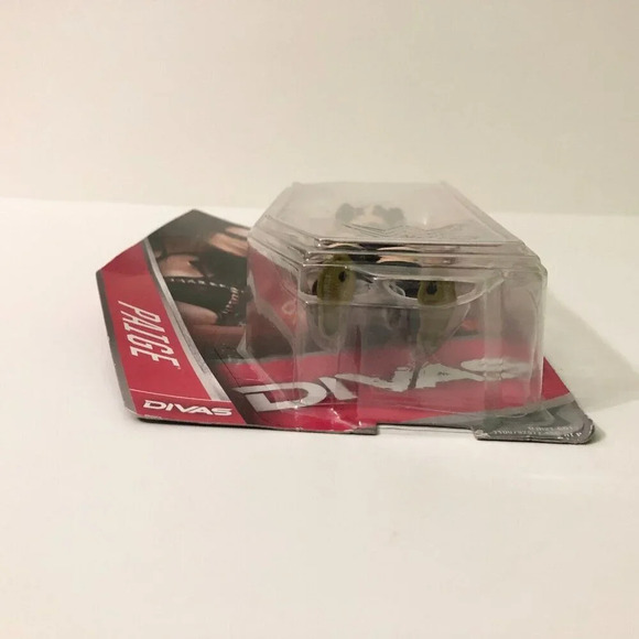 2015 WWE Paige Series 57  Divas Action Figure Mattel Damaged Box - Picture 7 of 16